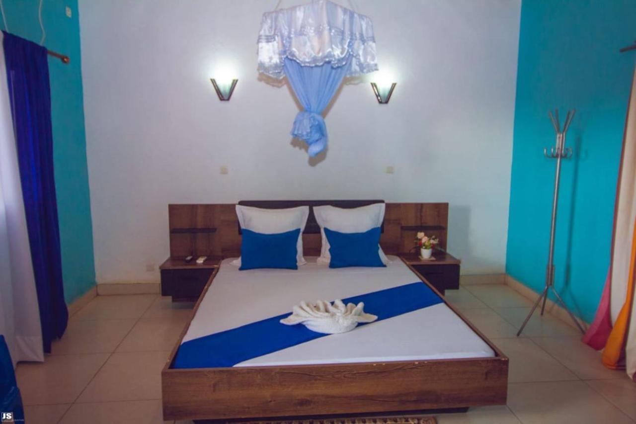 Hotel National Ambilobe Екстер'єр фото