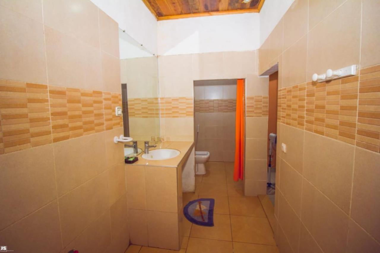 Hotel National Ambilobe Екстер'єр фото