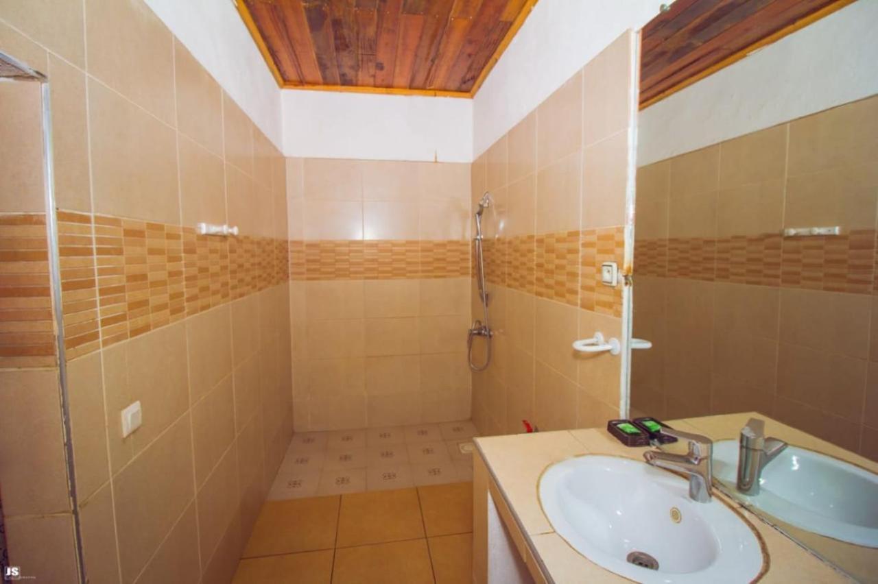 Hotel National Ambilobe Екстер'єр фото
